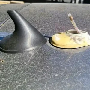 Osłona antena rekin płetwa saab gumowa 93 9-3 95 Wyprzedaż