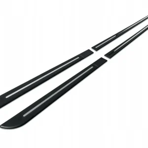 Listwy drzwi bocznych MERCEDES CLA C117 2014-2019 Wysoka jakość