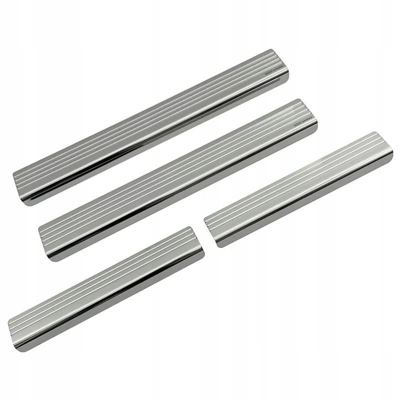 Dacia Sandero od 2020 Nakładki progowe Poliuretan Premium