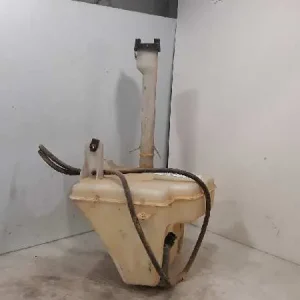 Zwrot pieniędzy Lincoln 4.6 Windshield Washer Reservoir (OEM )