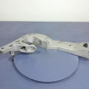 Bezpieczna płatność BMW X5 G05 LCI ŁAPA MOCOWANIE SKRZYNI BIEGÓW 8486998