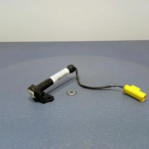 BMW 3 G20 G21 M3 G80 NABÓJ PIROTECHNICZNY MASKI PRZÓD PRAWY 7449430 Zwrot pieniędzy