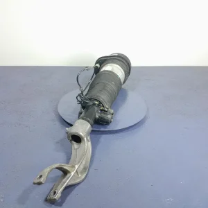 BMW X5 G05 LCI 3.0D 340 KM AMORTYZATOR PNEUMATYCZNY PRZÓD PRAWY 7831561 Popularny