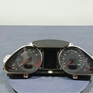 AUDI A6 C6 2.4B 177 KM ZEGARY LICZNIK EU Wyprzedaż