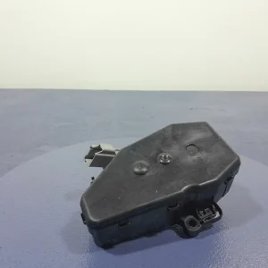 VOLVO XC60 I DOCIĄG KLAPY BAGAŻNIKA 4 PIN 30784562 Oferta