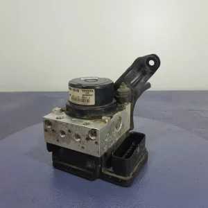 Bezpieczna płatność TOYOTA YARIS III 1.4 D4D 90 KM POMPA ABS X 44540-0D130